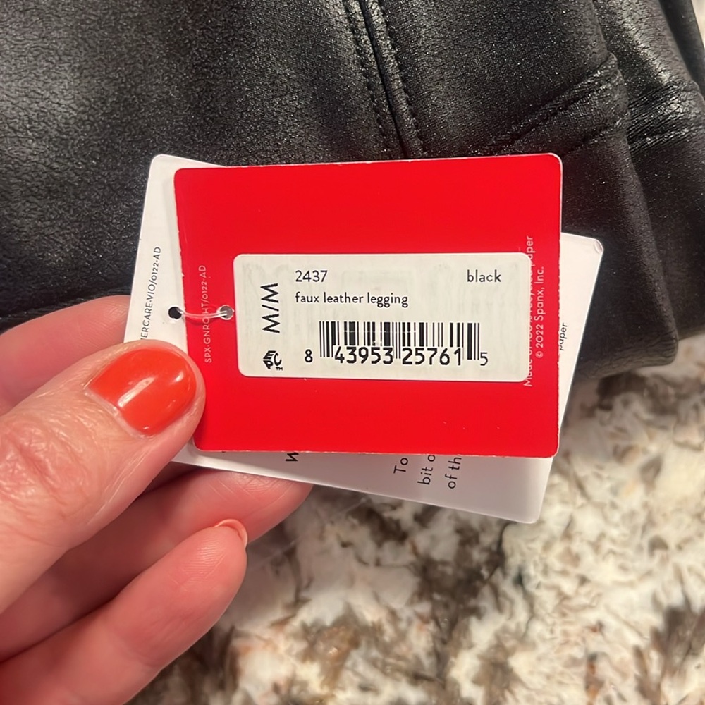NWT Spanx Black Faux Leather Leggings - Picture 3 of 3